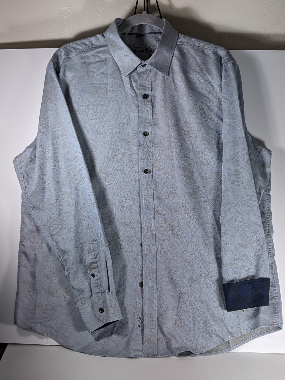 Tasso Elba Light Blue Paisley Dress Shirt. Size L.